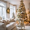 Decoración navideña elegante y acogedora en sala de estar.
