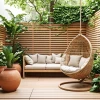 Oasis privado de relajación en el jardín urbano.